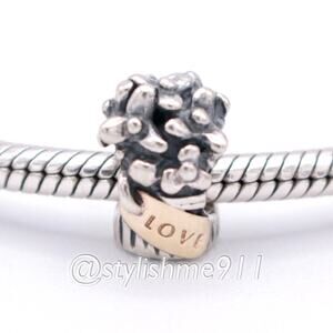 Authentic PANDORA Retired Bouquet of Flowers Charm - 790441